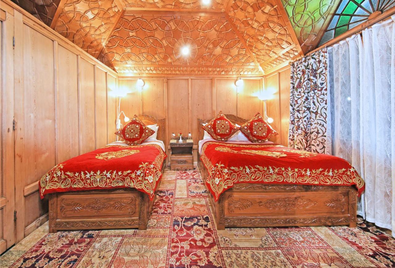 Kolu Group Of Houseboats Ξενοδοχείο Σριναγκάρ Εξωτερικό φωτογραφία