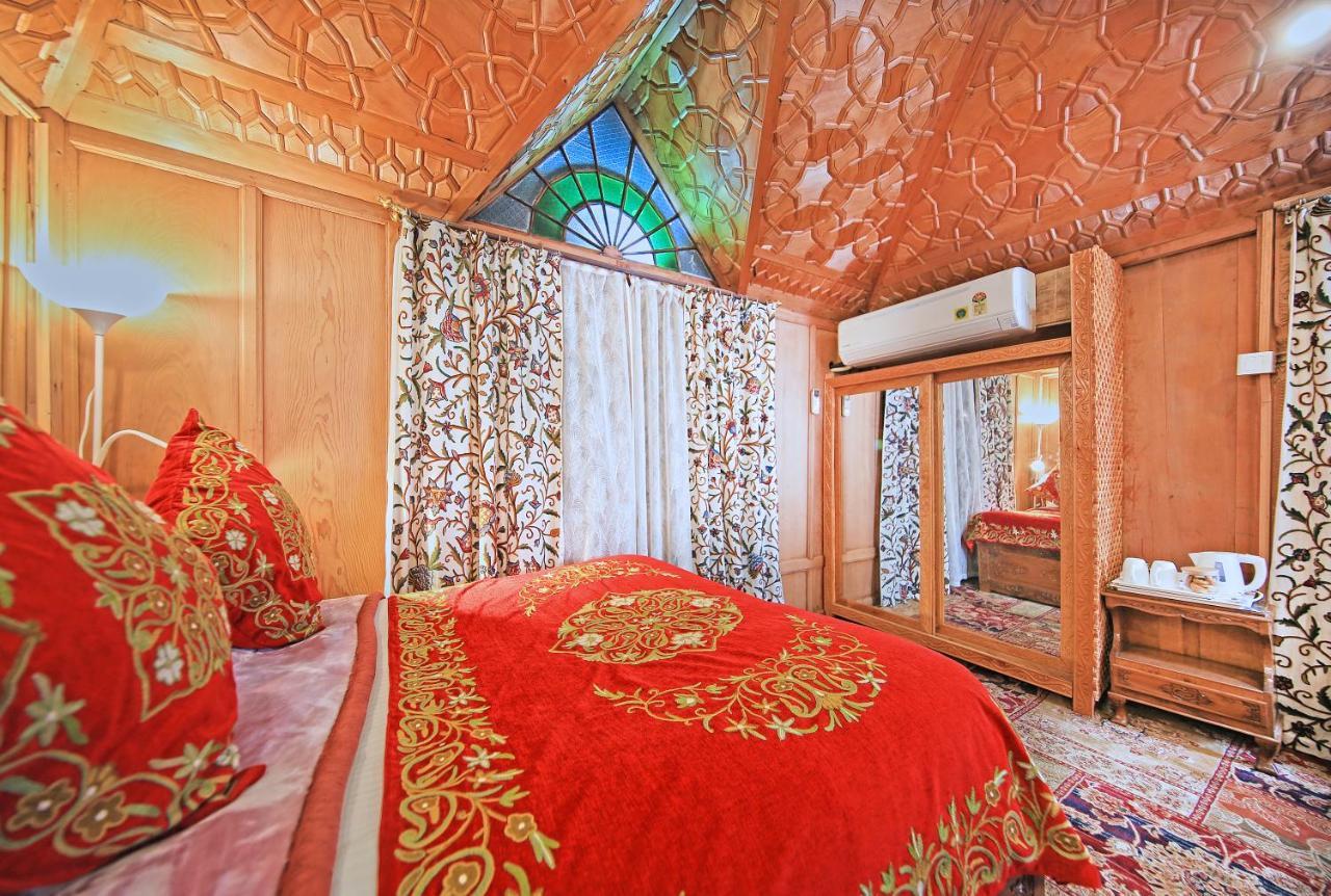Kolu Group Of Houseboats Ξενοδοχείο Σριναγκάρ Εξωτερικό φωτογραφία