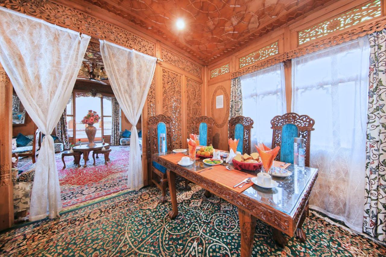 Kolu Group Of Houseboats Ξενοδοχείο Σριναγκάρ Εξωτερικό φωτογραφία